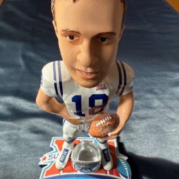 PEYTON MANNING Indianapolis Colts SUPER BOWL XLI Ring Base Bobble-head - Picture 3 of 5